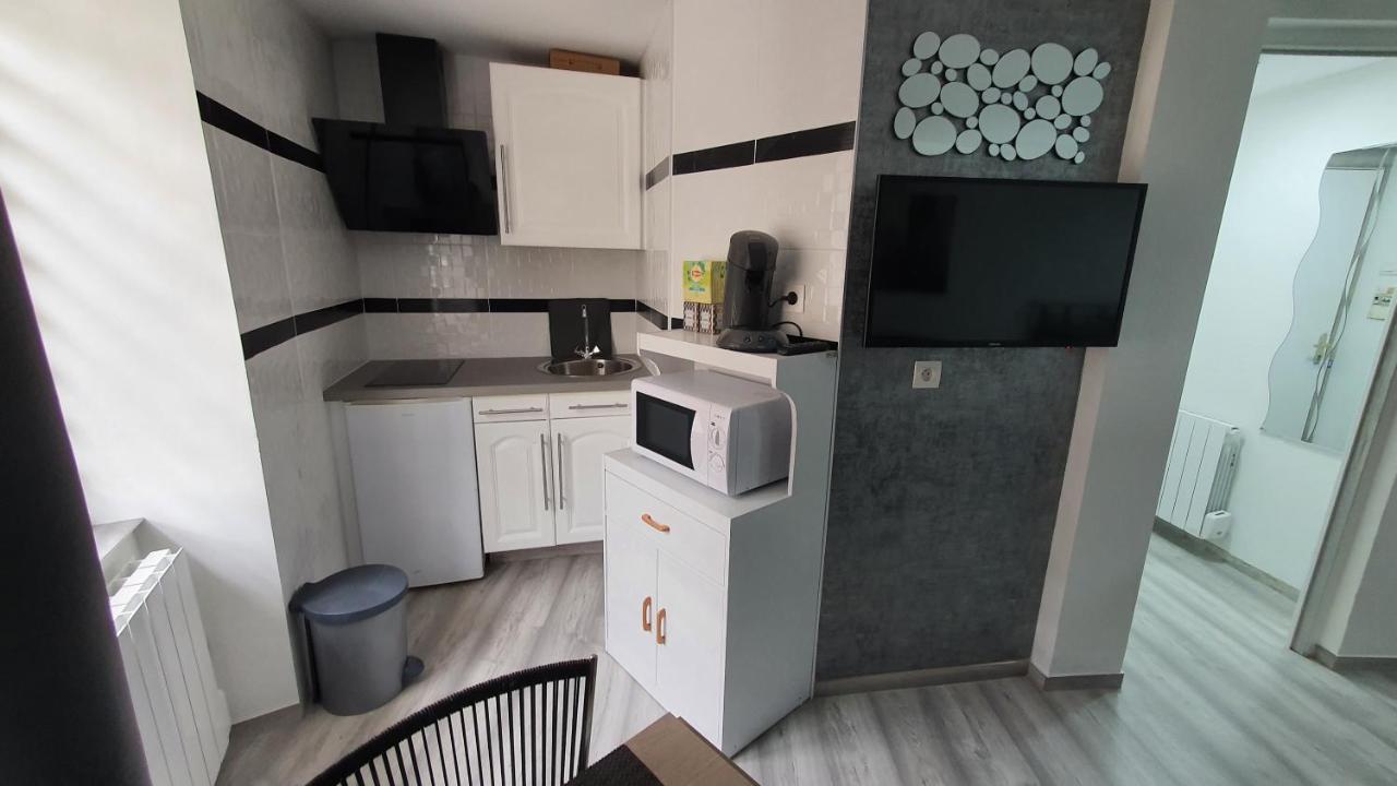 Appartement Carnus Rodez Bagian luar foto