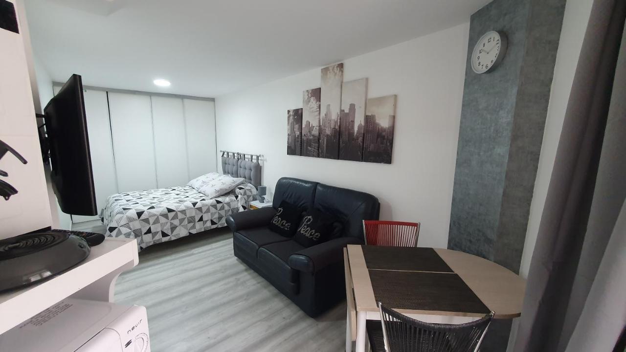 Appartement Carnus Rodez Bagian luar foto