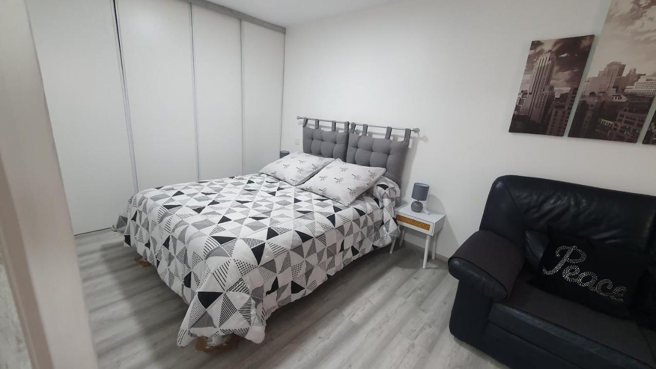 Appartement Carnus Rodez Bagian luar foto