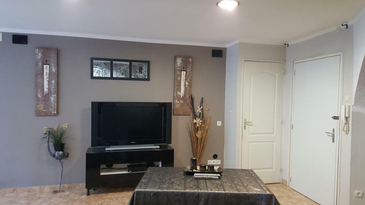 Appartement Carnus Rodez Bagian luar foto