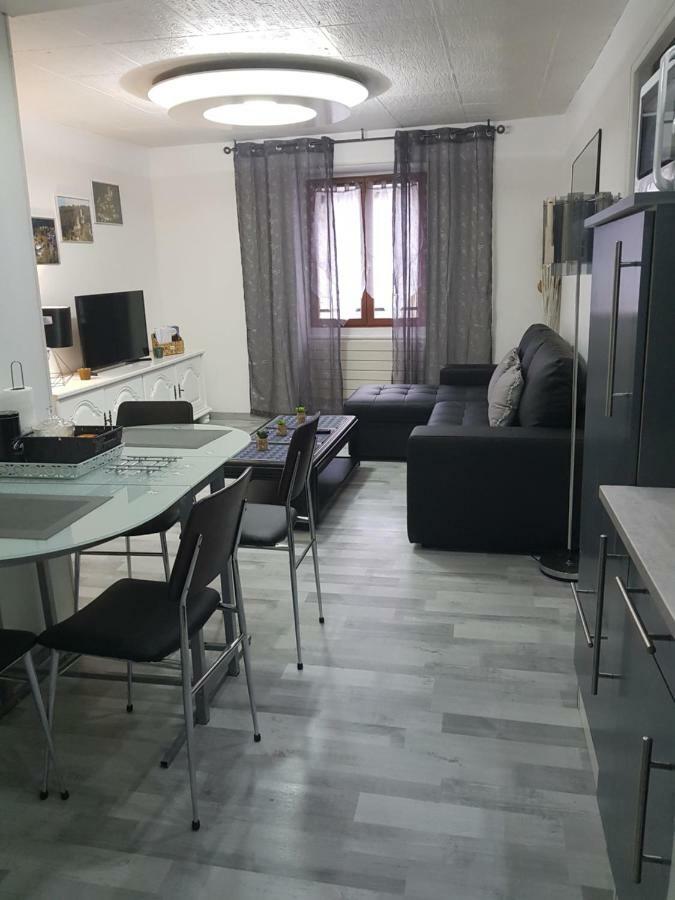 Appartement Carnus Rodez Bagian luar foto